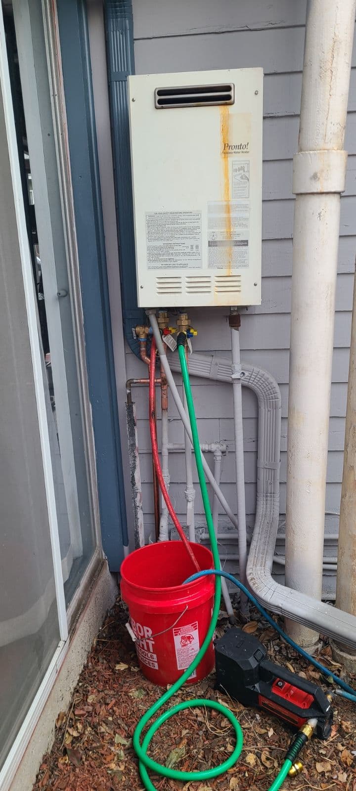 Gallery photos for Enhancing Performance with Water Heater TLC: Image #1