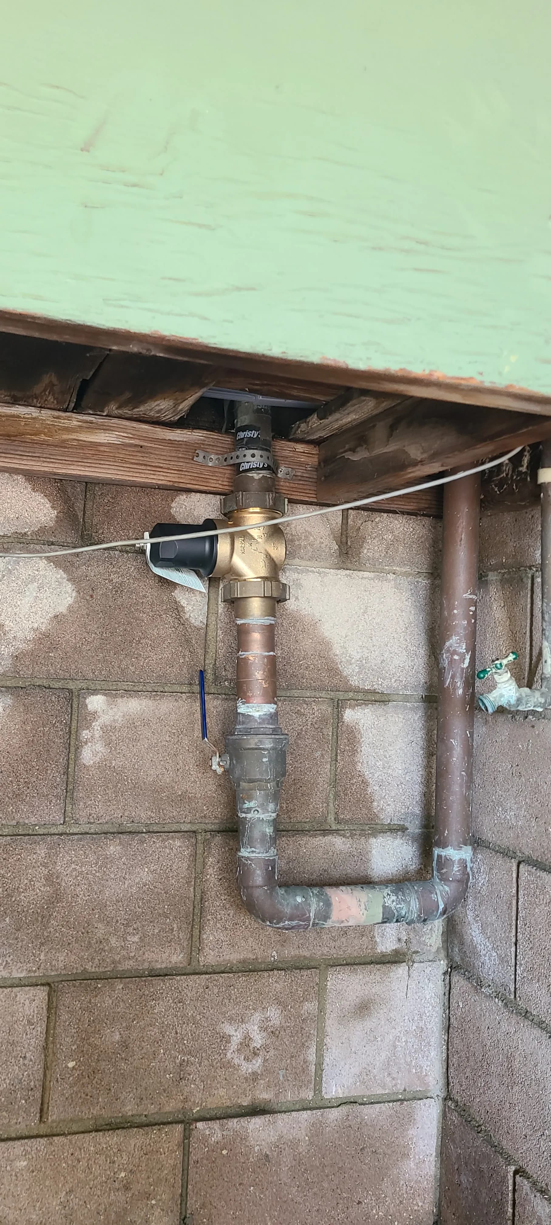 Noisy Pipes at an Apartment Complex Pointed to a Bigger Problem image